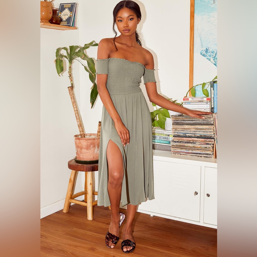 Lulus View from the Meadow Olive Green Off-the-Shoulder Dress size small NWT